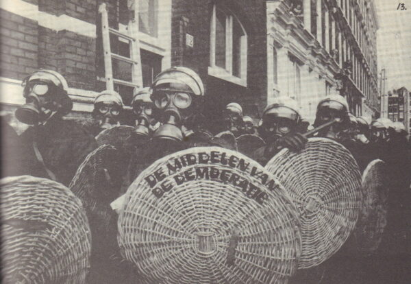 BOERSMA, Pieter, and others. Blauwe Maandag: Omdat min huis daar 24 Maar 1975. - Image 3