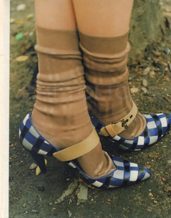 LEHMANN, Ulrich. Chic Clicks: Creativity and Commerce in Contemporary Fashion Photography. - Image 2