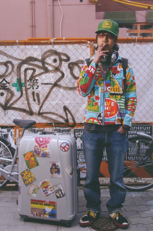 van der EB, Taco. Life is Confusing: Tokyo Interviews. - Image 6