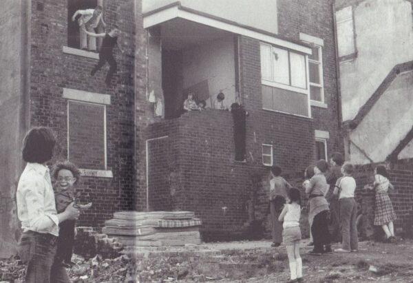 BONNET, Isa.  Conversation: Tish Murtha / Stephen Shames. - Image 5