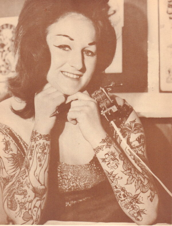 RAY, Miss Cindy.  The Story of a Tattooed Girl. - Image 4