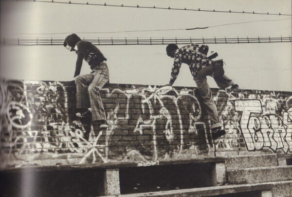 GOLDSTEIN, Richard J., Leanne SACRAMONE and Thomas DELAMARRE.  Né dans la rue - Graffiti. - Image 8