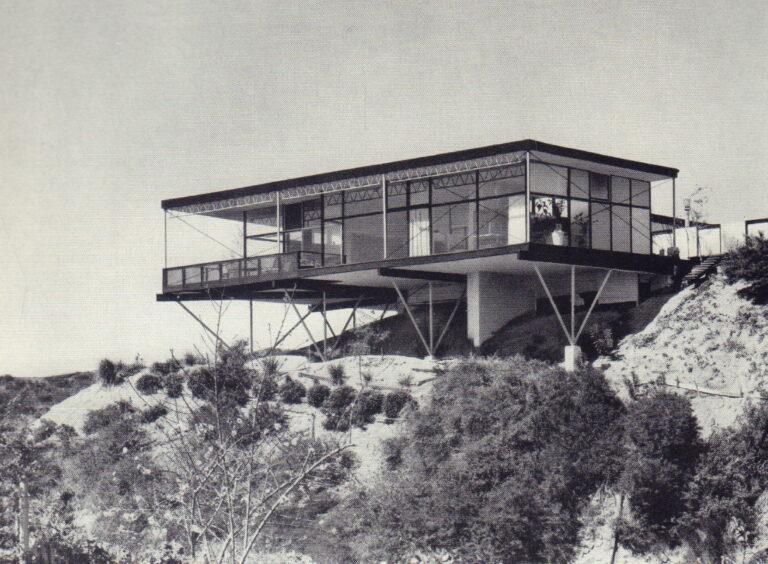 WEISSKAMP, Herbert. Houses and Gardens in California. Cult Jones