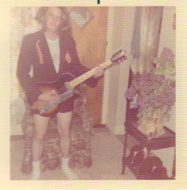 FISCHER, Marc.  Mystery Guitarists. - Image 3