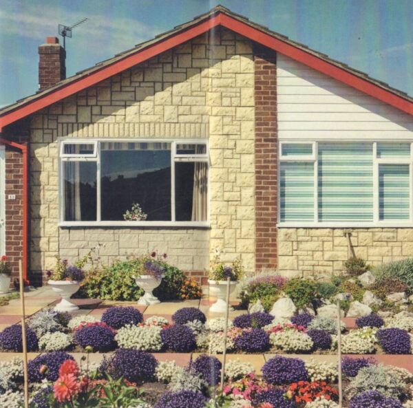 McCoy, Stephen.  Housing Estates. - Image 2