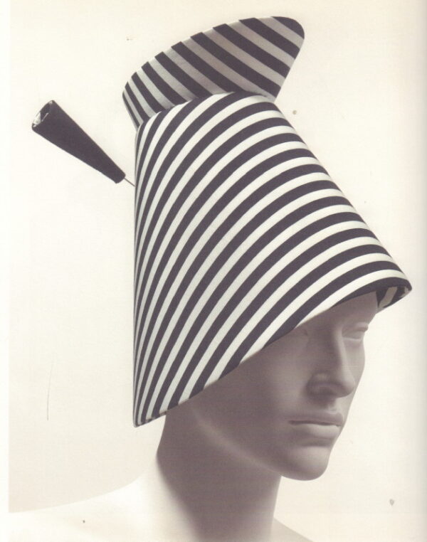 JONES, Stephen and others.  Stephen Jones and The Accent of Fashion. - Image 7