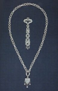 RUDOE, Judy. Cartier 1900-1939.