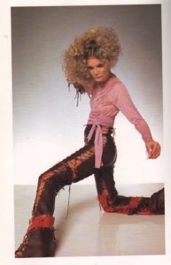LOBENTHAL, Joe. Radical Rags: Fashions of the Sixties.