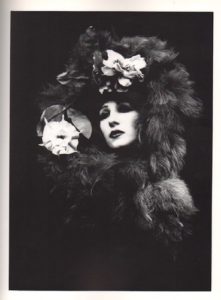 IONESCO, Irina and Regine DEFORGES. Femmes sans Tain.