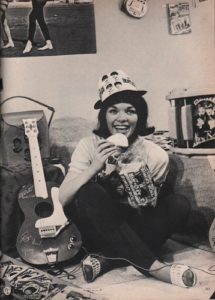 PLAUMANN, Klaus. The BeatAge: Die frühen Tage des Rock in Deutschland und Großbritannien.