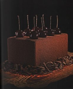 BLUMENTHAL, Heston. The Big Fat Duck Cookbook.