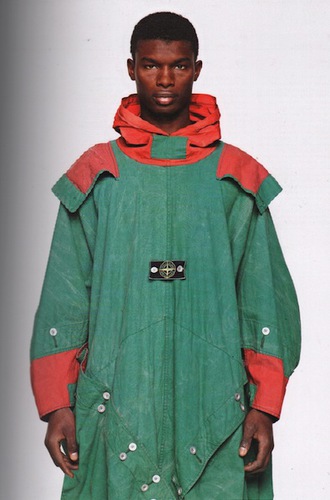 GRIFFITHS, Nick and Francesco MORACE. Stone Island : Archivio '982-'012