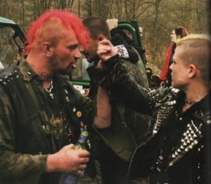 ROMANOWSKA, Lucja. Eucdie Uhren - uns die Zeit Strabenpunks 1999-2009