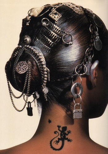 COLLINS, Amy Fine. Hair Style. COLLINS, Amy Fine. Hair Style.