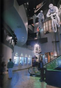 YOSHIDA, Tsunehiko. World Shops & Fashion Boutiques: 52 Oustanding Fashion Boutiques and Speciality Stores.