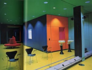 YOSHIDA, Tsunehiko. World Shops & Fashion Boutiques: 52 Oustanding Fashion Boutiques and Speciality Stores.