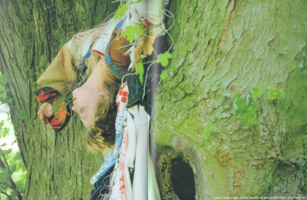 [DE ROOIJ, Geert and Hans DEMOED]. aMaze: The People of the Labyrinths. - Image 4