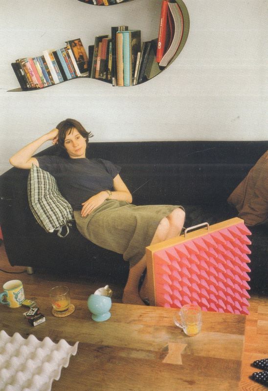 DUNNE, Anthony and Fiona RABY. Design Noir: The Secret Life of Electronic Objects. - Image 3