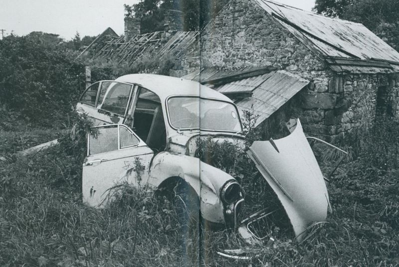 PARR, Martin. Abandoned Morris Minors of the West of Ireland. - Image 2