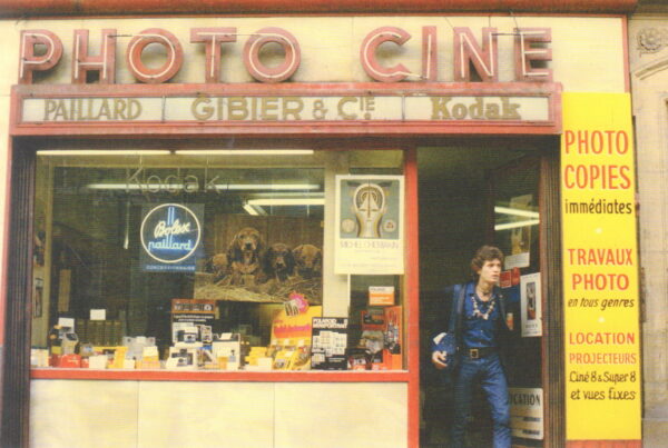 SCHLESINGER, Peter.  A Photographic Memory 1968 - 1989. - Image 7