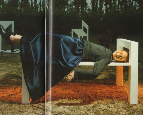 YAMAMOTO, Yohji. Rewind/Forward: 238 Fashion pictures 1995-2000. - Image 8