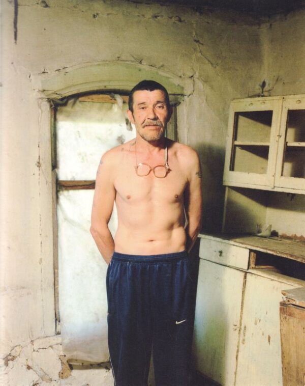HORNSTRA, Rob.  The Unknown Russia 2003. - Image 3