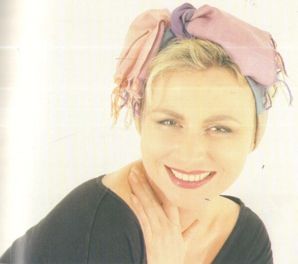 SANDEMAN, Pia Tryde.  The Five Minute Scarf Arranger. - Image 2