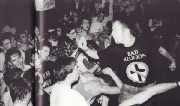ULLRICH, Anne and Lee HOLLIS.  Got to Land Somewhere: Punk and Hardcore Live-Shot - Image 5