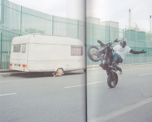 MURPHY, Spencer.  Urban Dirt Bikers. - Image 6
