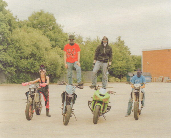 MURPHY, Spencer.  Urban Dirt Bikers. - Image 7