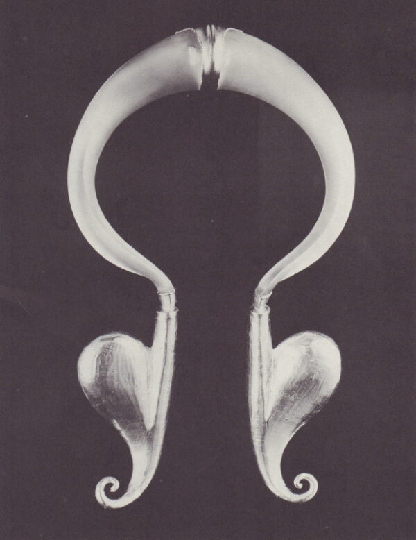 WILLCOX, Donald.  Body Jewellery: International Perspectives. - Image 7