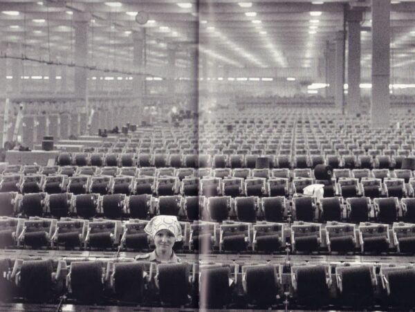 SALGADO, Sebastiao.  Workers: An Archaeology of the Industrial Age. - Image 5